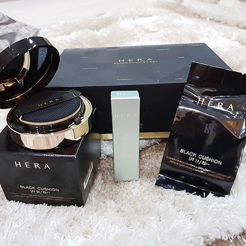 phan nuoc Hera Black Cushion SPF34/PA++